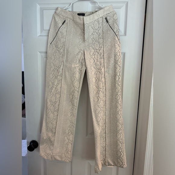 Naked Wardrobe Snake V waist Pant - Picture 1 of 1